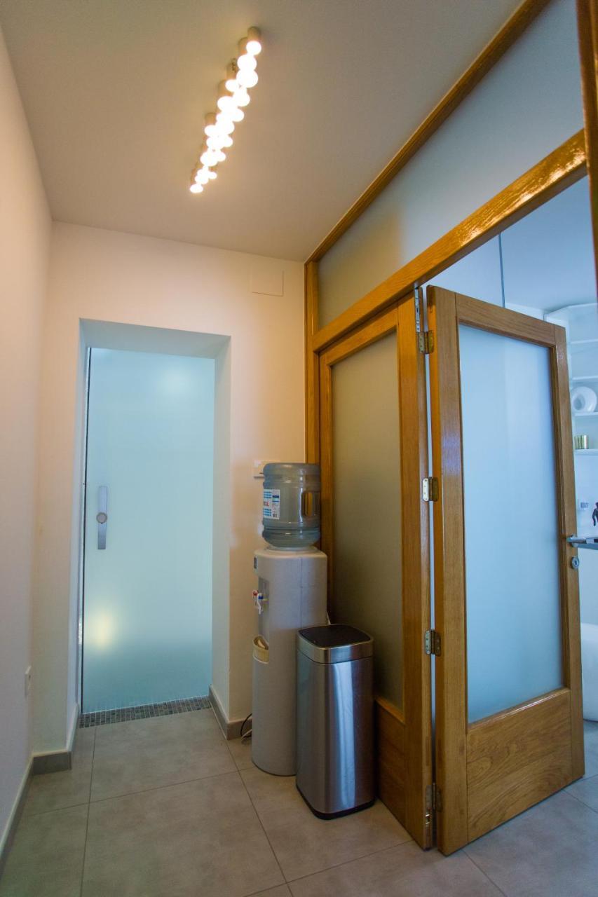 Apartment Plaza ----Wallbox 11Kw 16A ----- Private Spa- Jacuzzi, Infrared Sauna, Luxury Massage Chair, Parking, Entry With Pin 0 - 24H, Free Cancellation 24 Hours Before Check In Славонски-Брод Экстерьер фото